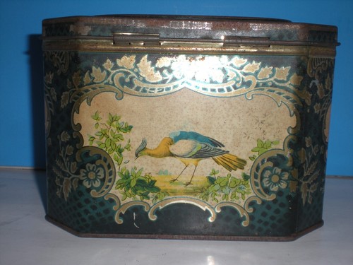 Biscuit tin box vintage - biscuit,