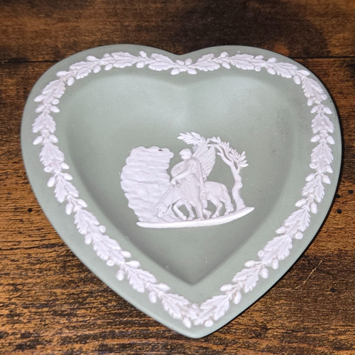 Wedgwood jasperware celedon - wedgwood,