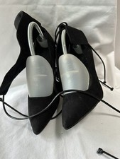 Black Cut Out Heel Metal Toe Court Shoe With Scraps uk size 7