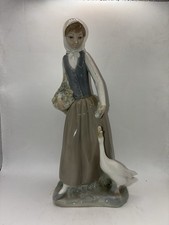 NAO By Lladro "Hungry Goose"