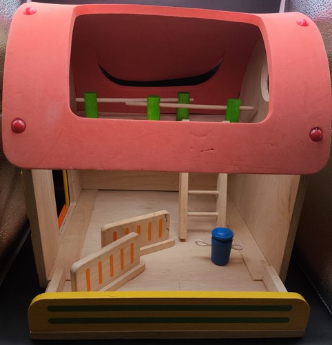Plan toys wooden barn farm - plan,