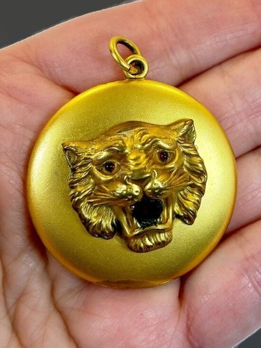 Antique lion locket - antique, garnets