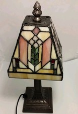 Vintage Tiffany style table lamp / Working Light / 13 Inches tall