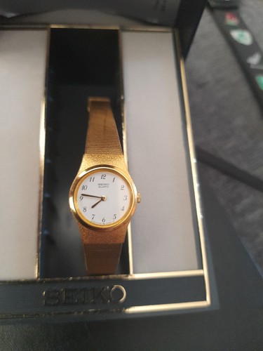 Vintage 80s seiko - vintage, ladies