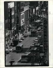 1977 Press Photo Euclid Avenue - cvo04071