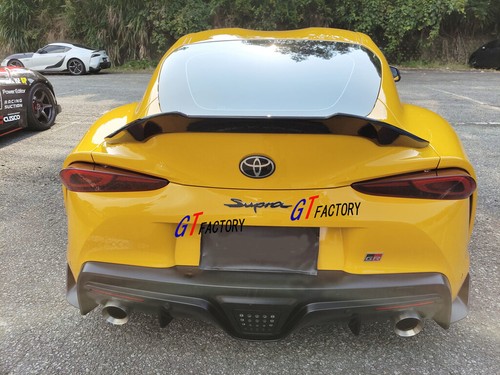 Style carbon rear trunk wing - v,