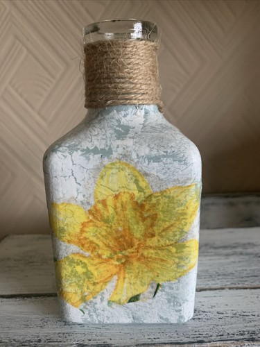 Daffodil and bumble - bumble, bees