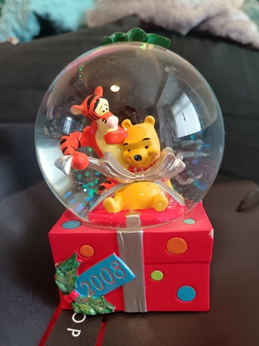 Disney store winnie - disney, &