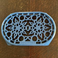 Le Creuset Trivet Warmer Pot