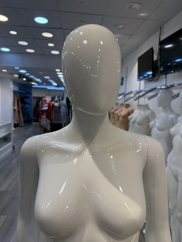 Used full body female - full,
