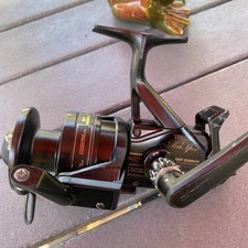 Shimano Baitrunner 4500  Spinning Fishing Reel - Works as Should! Nice!