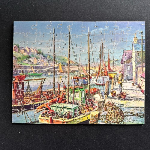 Victory wooden jigsaw puzzle - wooden,