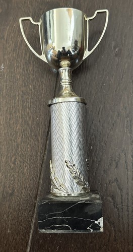 Silver plate trophy marble - silver,
