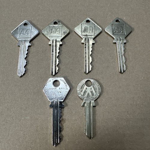 Vintage group keys 5 - vintage, of