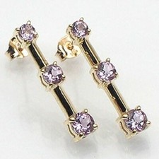 Amethyst 0.70cts - 9k solid yellow gold earrings - Brand new in box  (S++) 6y6+