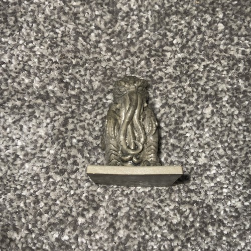 Cthulhu winged octopus figure - octopus,