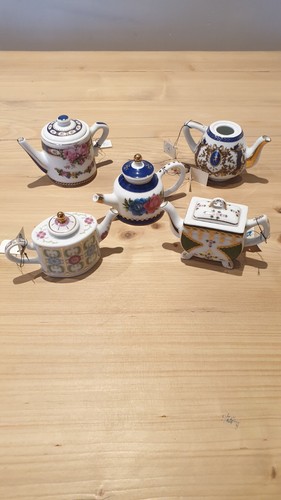 Porcelain art miniature - porcelain,