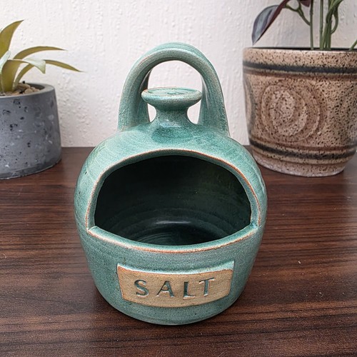Studio pottery sage - green, salt