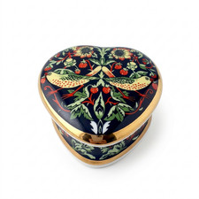 William Morris Strawberry