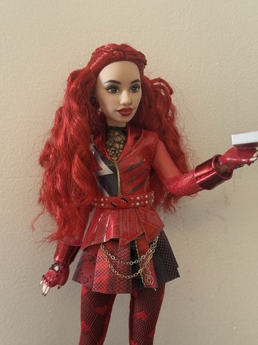 Disney descendants ooak - descendants, red