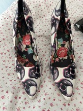 Women's Heeled Shoes with Skull Design. Iron Fist. Size 7.