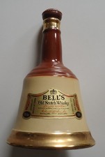 Wade Old Bells Scotch Whiskey Decanter Bottle 75cl Empty E
