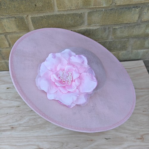 Baby pink flower large - large, wide