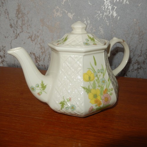 Vintage sadler basketweave - vintage,