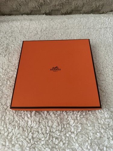 Authentic hermès orange box - hermès,