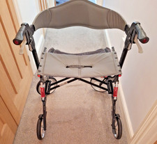 BARIATRIC Drive 10266HD-BK Nitro HEAVY DUTY Foldable Rollator with Seat, 31ST