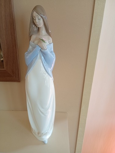 Large vtg nao lladro - vtg,