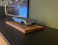 E Type Jaguar Cab 1961 - Beautiful Auto Sculpture 1:18