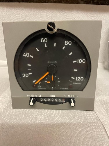 Tachograph 1318 mph and kilo - and,