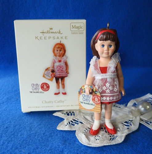 Hallmark ornament 2010 chatty - 2010,