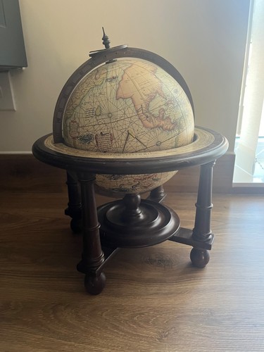 Vintage style tabletop - style, globe