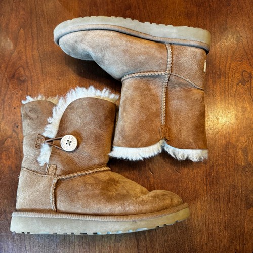 Ugg australia boots kids size - australia,