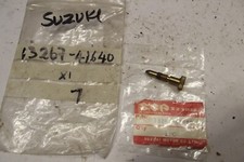 SUZUKI TS100 DS100 PE175 PE250 PE400 TS125 THROTTLE STOP SCREW 13267-41640 NOS 7