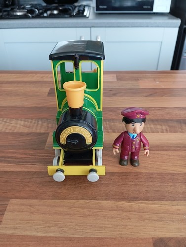 Postman pat greendale - pat, rocket