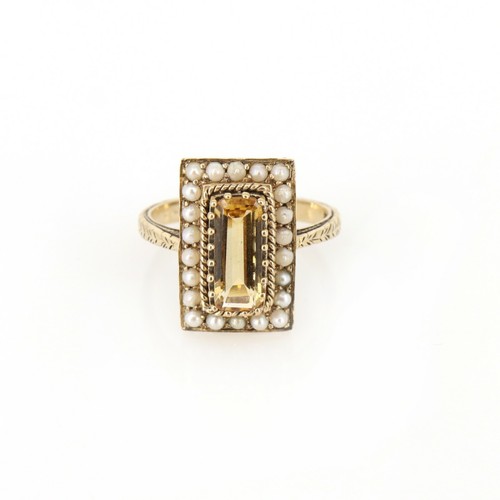 Yellow gold ring - 9k,