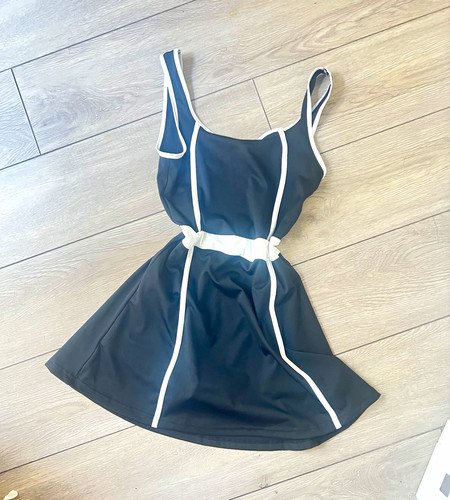 Women black white - women’s,