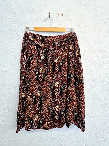 Disturbia skirt size - size, 20