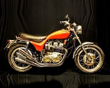 Photo motorbike triumph x75 - photo,