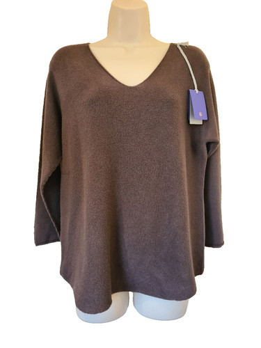 Italian soft knit jumper - soft, v