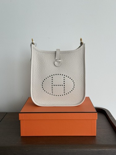 Hermès brand new - brand, evelyne