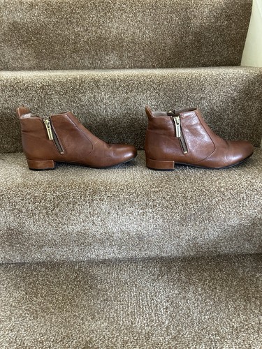 Russell bromley zip code - russell,