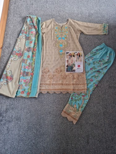 Ladies very beautiful pieces - ladies,
