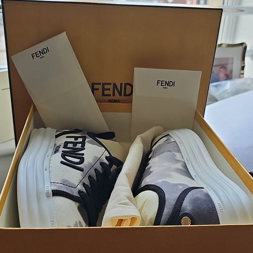 Fendi logo dye tie - logo, tie-dye