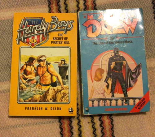 Two vintage book bundle hardy - vintage,