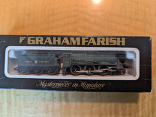 Graham Farish 4-6-0 Hall Class
