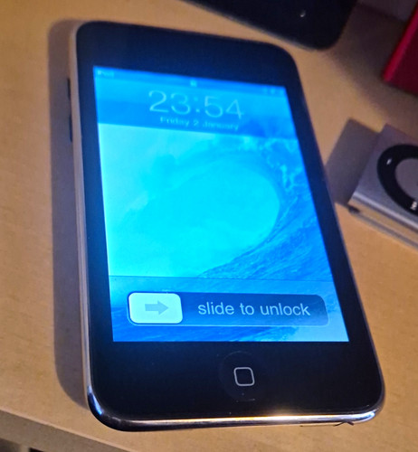 Apple ipod touch media - apple,